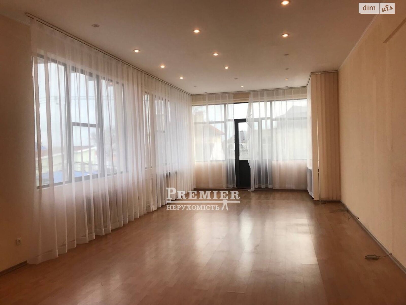 трехэтажный дом, 282 кв. м, кирпич. Продажа в Одессе район Большой Фонтан фото 1 трехэтажный дом, 282 кв. м, кирпич. Продажа в Одессе район Большой Фонтан фото 1