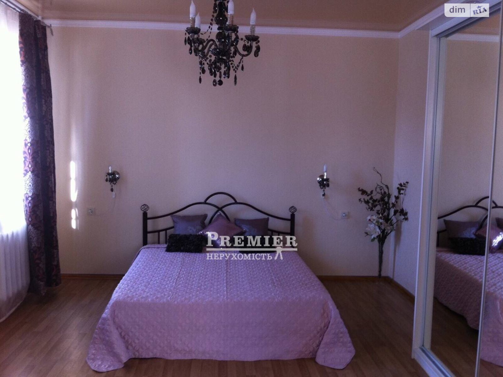 трехэтажный дом, 282 кв. м, кирпич. Продажа в Одессе район Большой Фонтан фото 1 трехэтажный дом, 282 кв. м, кирпич. Продажа в Одессе район Большой Фонтан фото 1