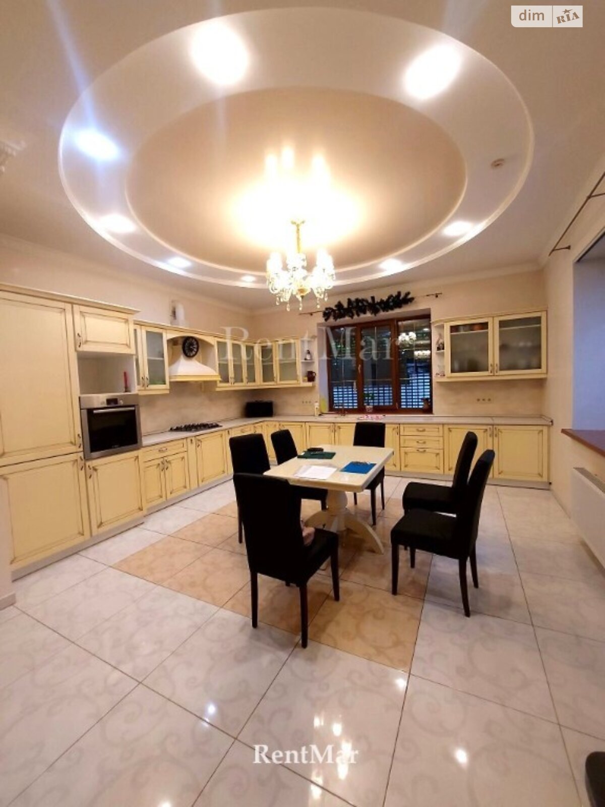 двухэтажный дом с ремонтом, 360 кв. м, кирпич. Продажа в Одессе район Большой Фонтан фото 1