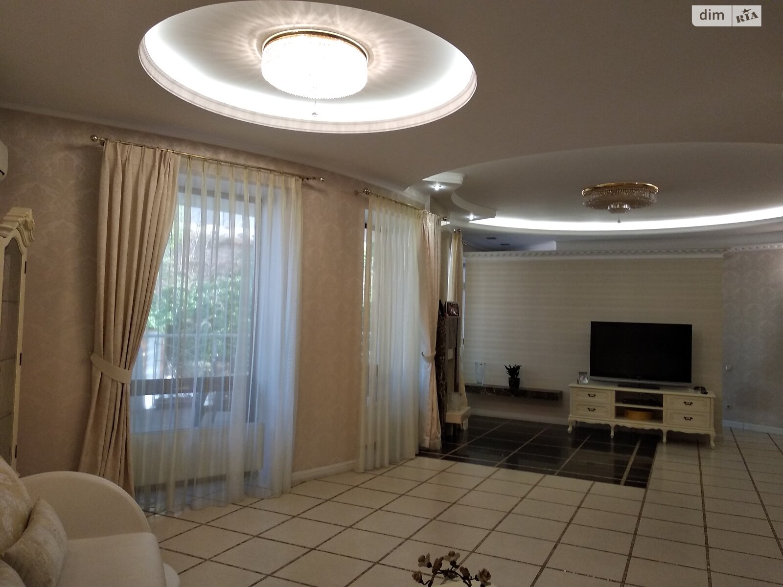 трехэтажный дом, 384.4 кв. м, кирпич. Продажа в Одессе район Большой Фонтан фото 1 трехэтажный дом, 384.4 кв. м, кирпич. Продажа в Одессе район Большой Фонтан фото 1