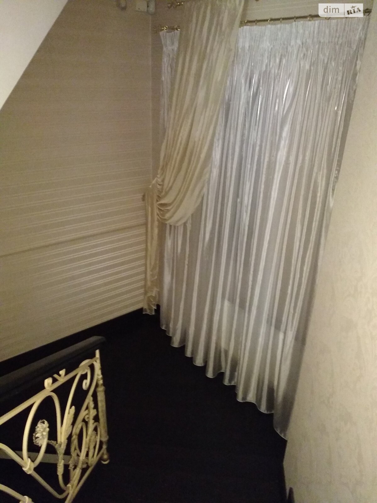 трехэтажный дом, 384.4 кв. м, кирпич. Продажа в Одессе район Большой Фонтан фото 1 трехэтажный дом, 384.4 кв. м, кирпич. Продажа в Одессе район Большой Фонтан фото 1