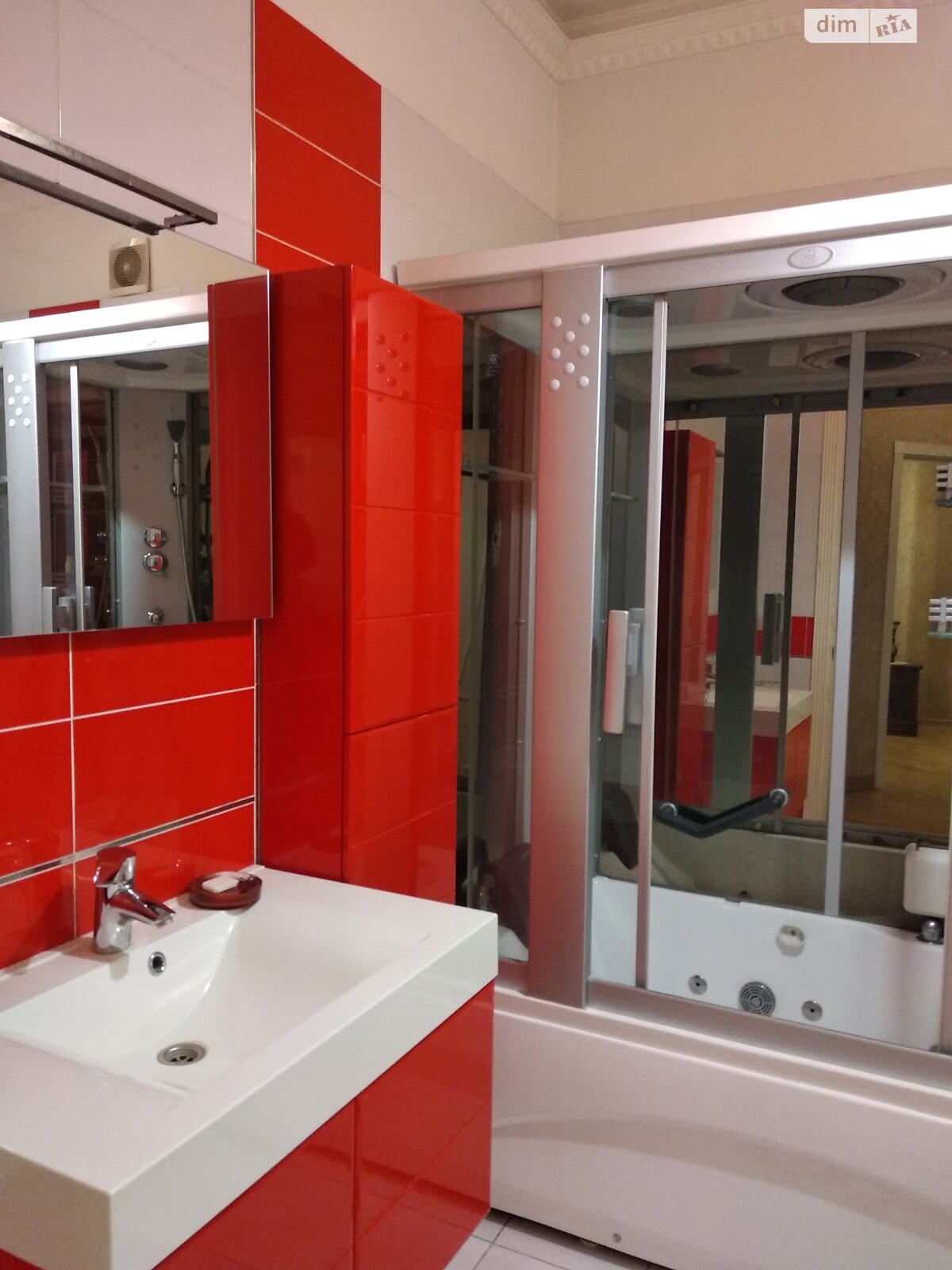 трехэтажный дом, 384.4 кв. м, кирпич. Продажа в Одессе район Большой Фонтан фото 1 трехэтажный дом, 384.4 кв. м, кирпич. Продажа в Одессе район Большой Фонтан фото 1