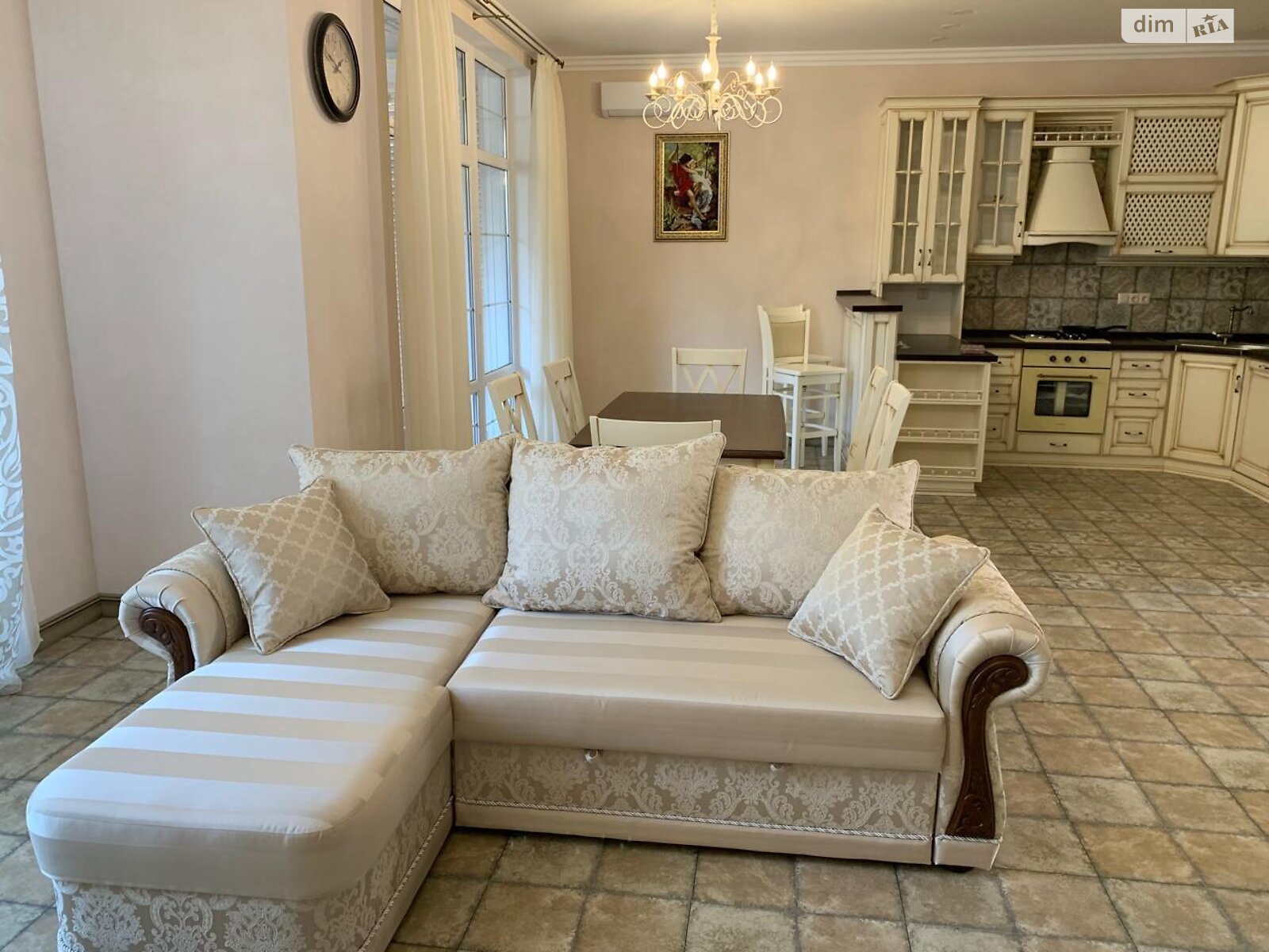 триповерховий будинок з гаражем, 230 кв. м, цегла. Продаж в Одесі, район Великий Фонтан фото 1 триповерховий будинок з гаражем, 230 кв. м, цегла. Продаж в Одесі, район Великий Фонтан фото 1