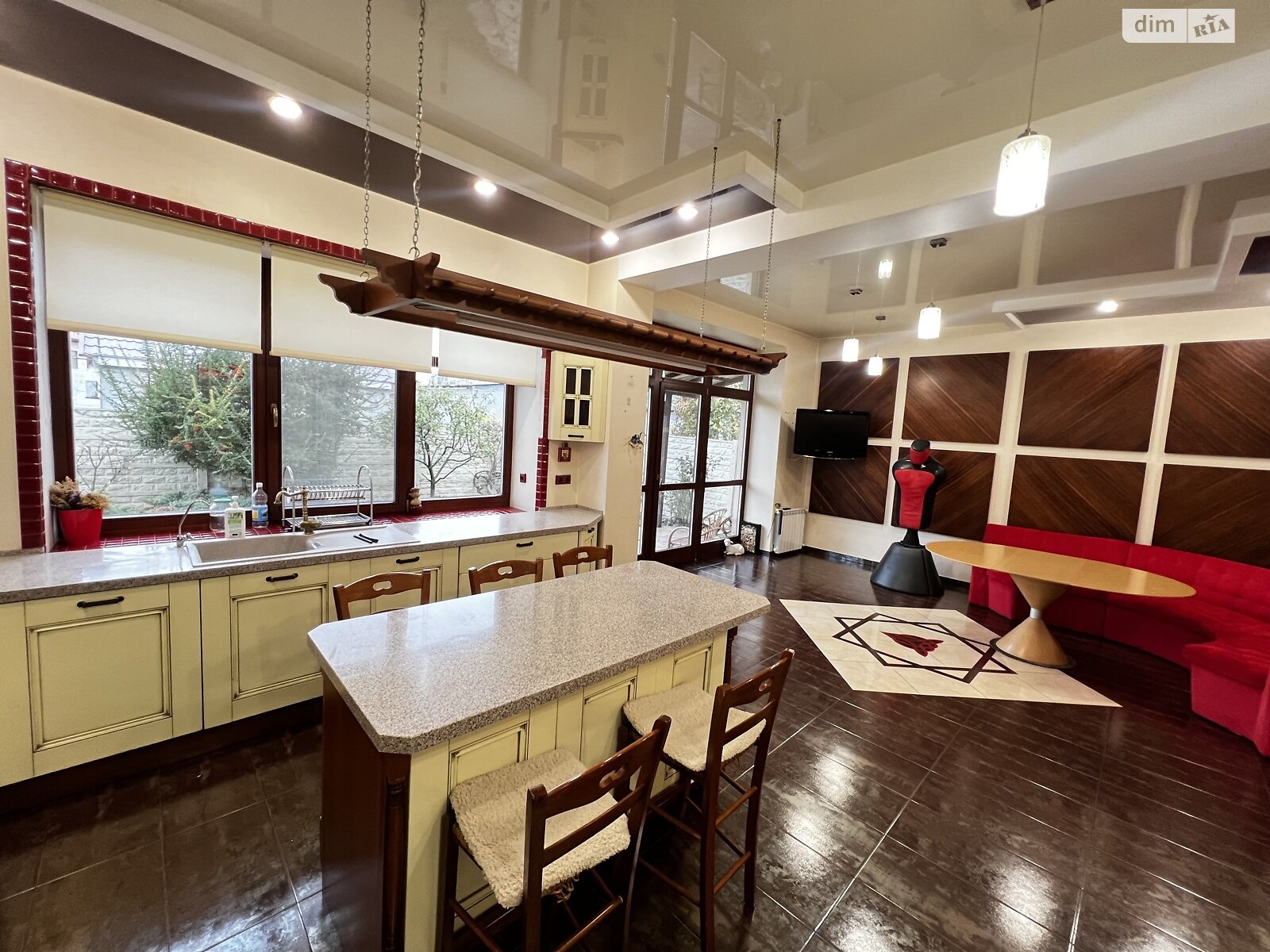 двухэтажный дом с верандой, 215.6 кв. м, ракушечник (ракушняк). Продажа в Одессе район Большой Фонтан фото 1 двухэтажный дом с верандой, 215.6 кв. м, ракушечник (ракушняк). Продажа в Одессе район Большой Фонтан фото 1