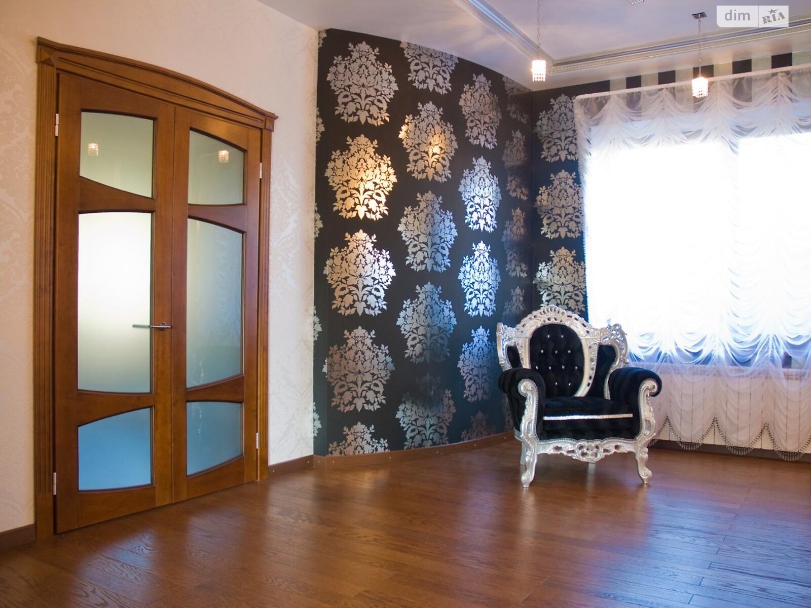 двухэтажный дом с верандой, 215.6 кв. м, ракушечник (ракушняк). Продажа в Одессе район Большой Фонтан фото 1 двухэтажный дом с верандой, 215.6 кв. м, ракушечник (ракушняк). Продажа в Одессе район Большой Фонтан фото 1