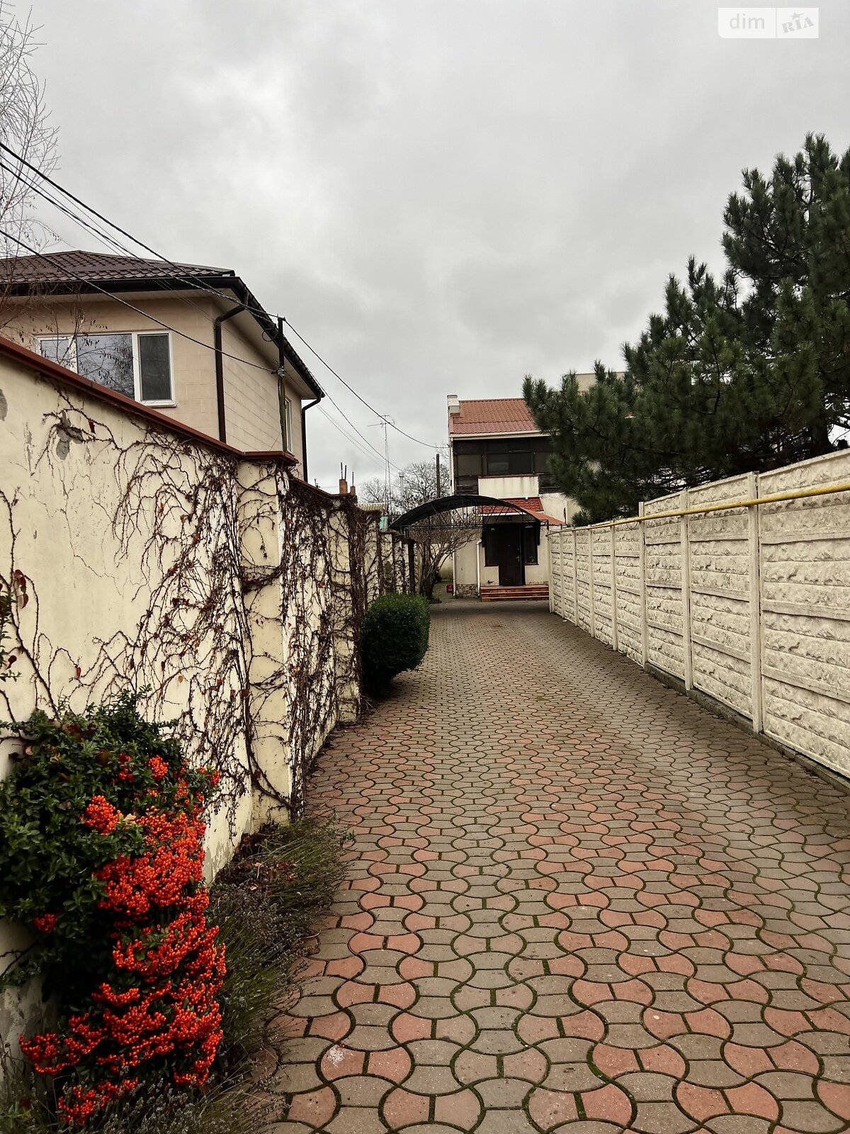 двухэтажный дом с верандой, 215.6 кв. м, ракушечник (ракушняк). Продажа в Одессе район Большой Фонтан фото 1 двухэтажный дом с верандой, 215.6 кв. м, ракушечник (ракушняк). Продажа в Одессе район Большой Фонтан фото 1