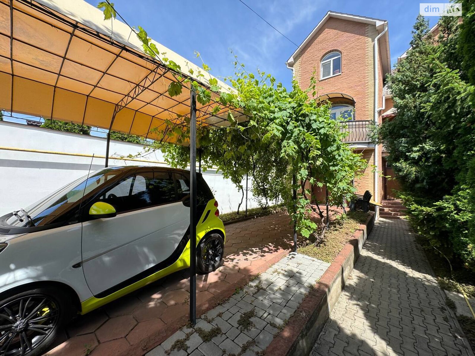 триповерховий будинок з гаражем, 439.4 кв. м, ракушняк. Продаж в Одесі, район Великий Фонтан фото 1 триповерховий будинок з гаражем, 439.4 кв. м, ракушняк. Продаж в Одесі, район Великий Фонтан фото 1