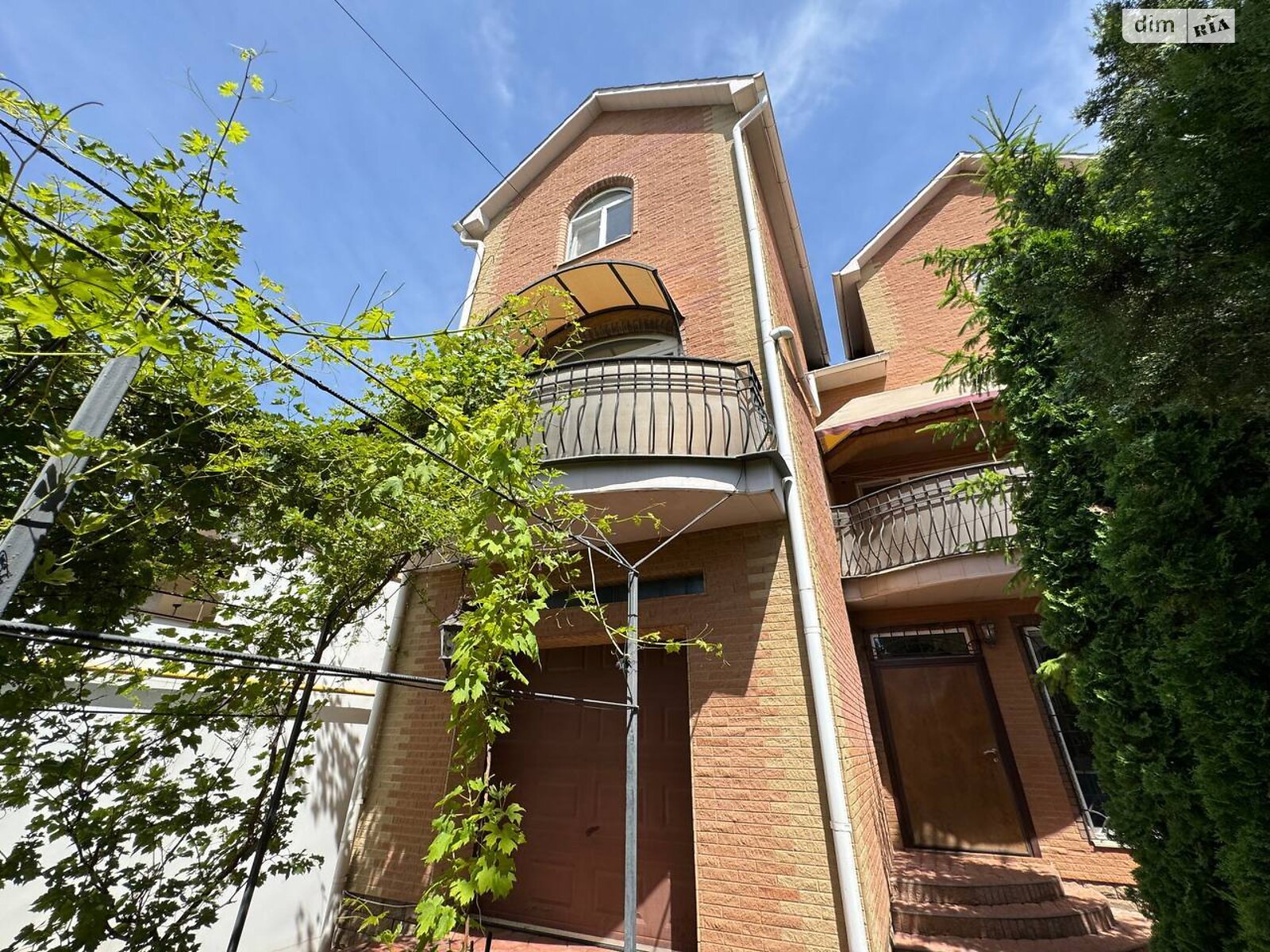 триповерховий будинок з гаражем, 439.4 кв. м, ракушняк. Продаж в Одесі, район Великий Фонтан фото 1 триповерховий будинок з гаражем, 439.4 кв. м, ракушняк. Продаж в Одесі, район Великий Фонтан фото 1