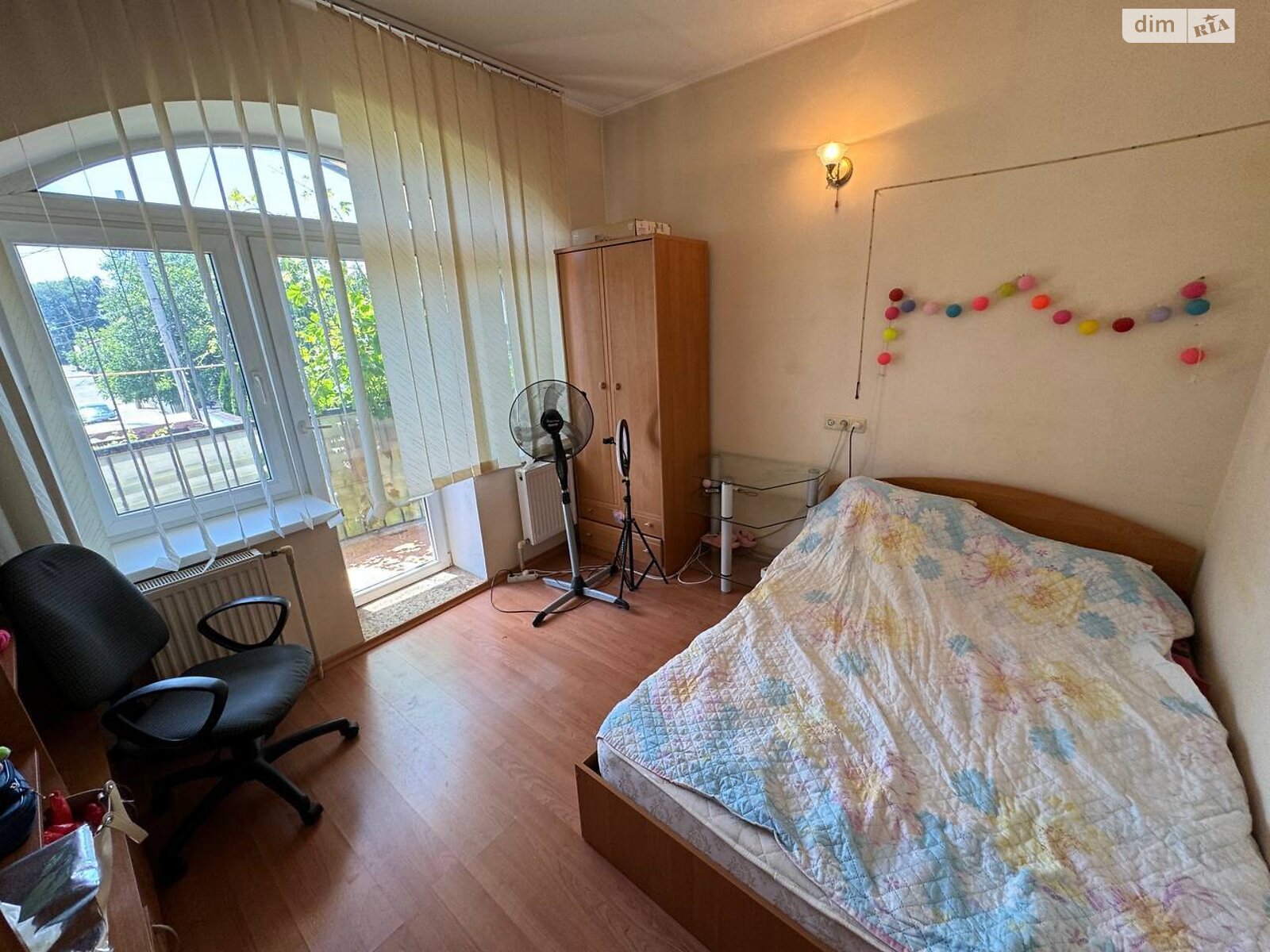 триповерховий будинок з гаражем, 439.4 кв. м, ракушняк. Продаж в Одесі, район Великий Фонтан фото 1 триповерховий будинок з гаражем, 439.4 кв. м, ракушняк. Продаж в Одесі, район Великий Фонтан фото 1