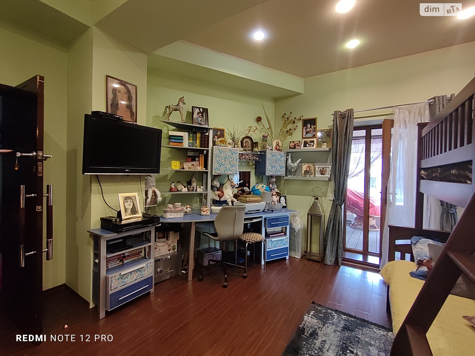 трехэтажный дом, 336.3 кв. м, ракушечник (ракушняк). Продажа в Одессе район Большой Фонтан фото 1 трехэтажный дом, 336.3 кв. м, ракушечник (ракушняк). Продажа в Одессе район Большой Фонтан фото 1