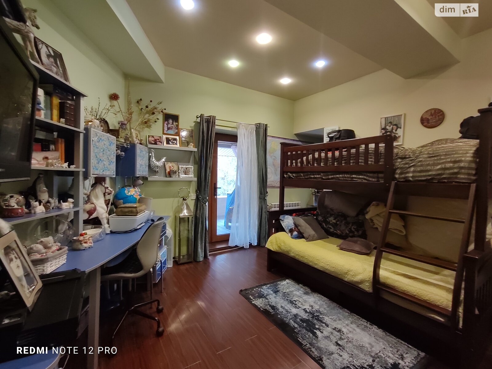 трехэтажный дом, 336.3 кв. м, ракушечник (ракушняк). Продажа в Одессе район Большой Фонтан фото 1 трехэтажный дом, 336.3 кв. м, ракушечник (ракушняк). Продажа в Одессе район Большой Фонтан фото 1