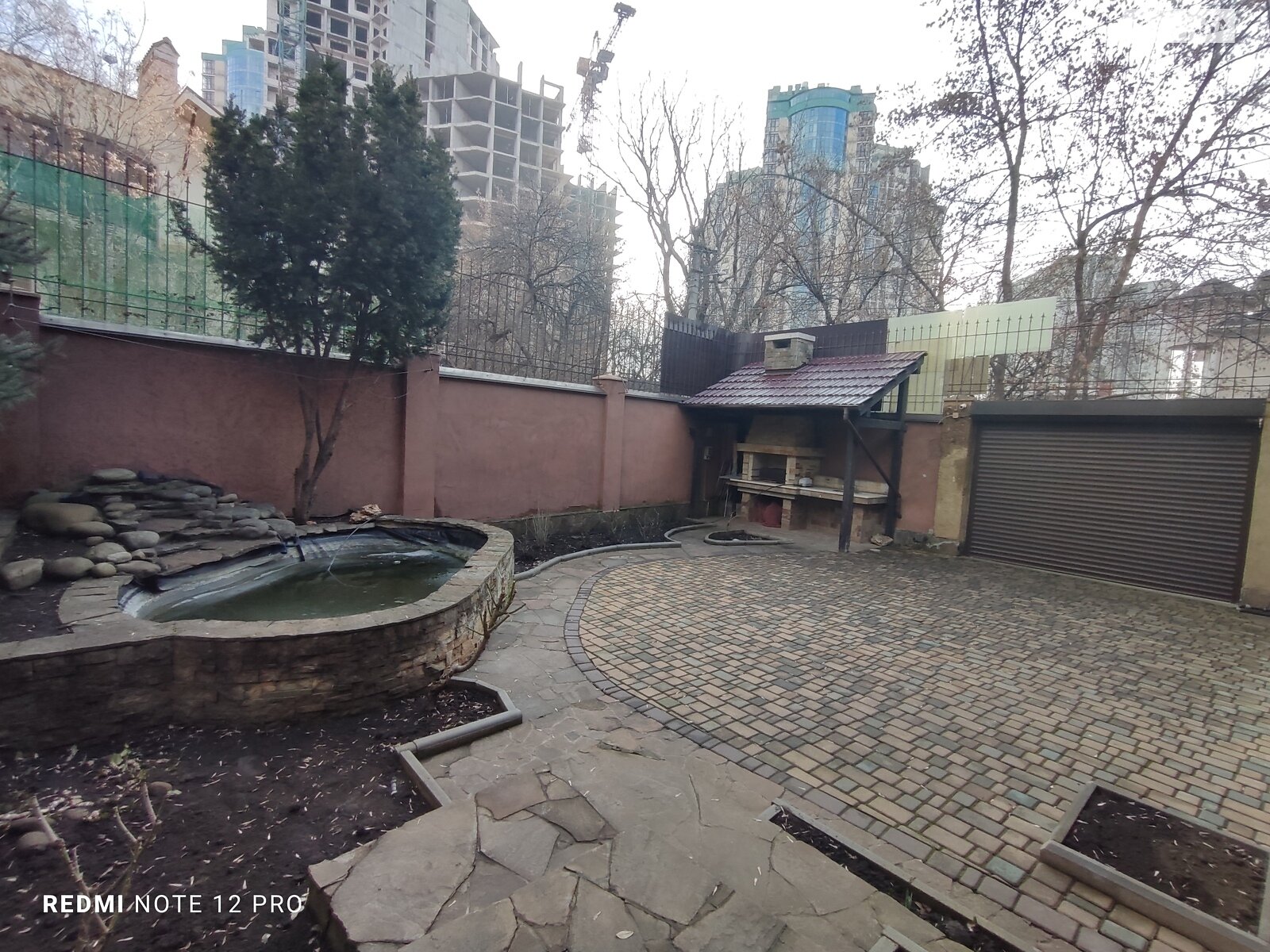 трехэтажный дом, 336.3 кв. м, ракушечник (ракушняк). Продажа в Одессе район Большой Фонтан фото 1 трехэтажный дом, 336.3 кв. м, ракушечник (ракушняк). Продажа в Одессе район Большой Фонтан фото 1