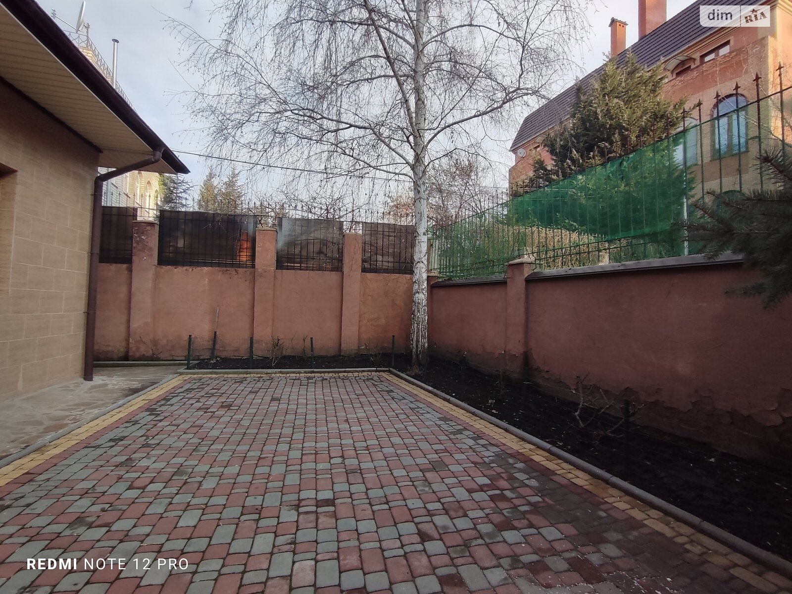 трехэтажный дом, 336.3 кв. м, ракушечник (ракушняк). Продажа в Одессе район Большой Фонтан фото 1 трехэтажный дом, 336.3 кв. м, ракушечник (ракушняк). Продажа в Одессе район Большой Фонтан фото 1