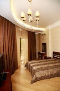 трехэтажный дом с верандой, 500 кв. м, кирпич. Продажа в Одессе район Большой Фонтан фото 2