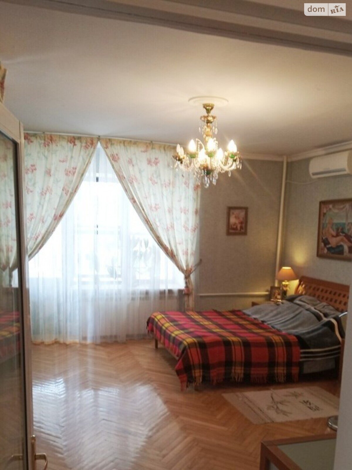 трехэтажный дом с ремонтом, 315 кв. м, кирпич. Продажа в Одессе район Большой Фонтан фото 1