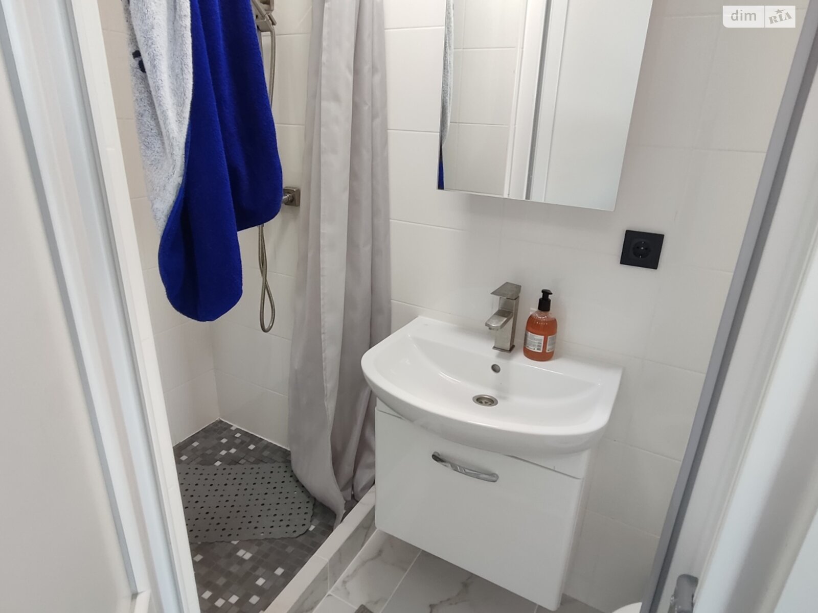 трехэтажный дом с гаражом, 225 кв. м, монолитно-каркасный. Продажа в Одессе район Черноморка фото 1 трехэтажный дом с гаражом, 225 кв. м, монолитно-каркасный. Продажа в Одессе район Черноморка фото 1