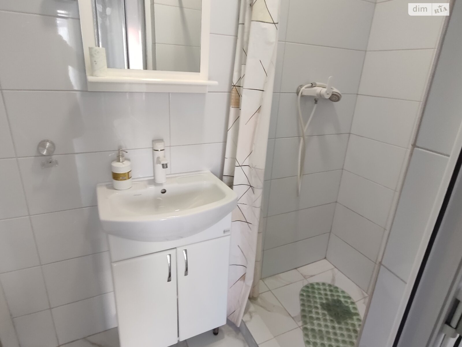 трехэтажный дом с гаражом, 225 кв. м, монолитно-каркасный. Продажа в Одессе район Черноморка фото 1 трехэтажный дом с гаражом, 225 кв. м, монолитно-каркасный. Продажа в Одессе район Черноморка фото 1