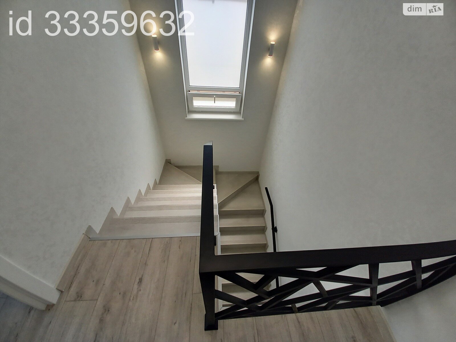 двухэтажный дом с ремонтом, 135 кв. м, газобетон. Продажа в Одессе район Червоный Хутор фото 1