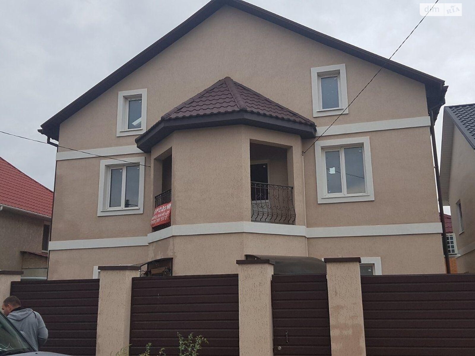 трехэтажный дом, 130 кв. м, кирпич. Продажа в Лиманке фото 1 трехэтажный дом, 130 кв. м, кирпич. Продажа в Лиманке фото 1