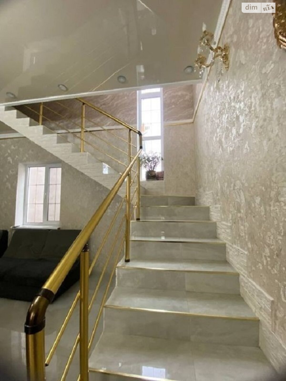 двухэтажный дом с балконом, 120.5 кв. м, кирпич. Продажа в Одессе район Чубаевка фото 1 двухэтажный дом с балконом, 120.5 кв. м, кирпич. Продажа в Одессе район Чубаевка фото 1