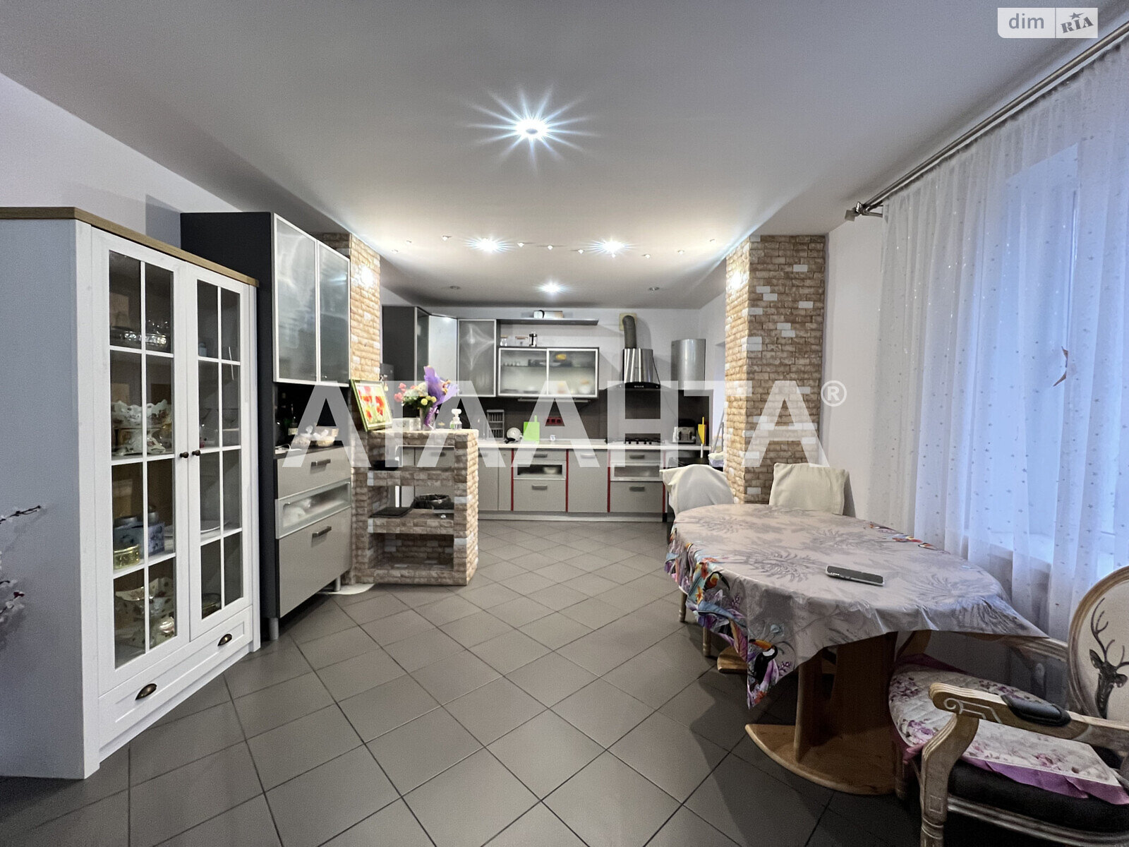 двухэтажный дом с балконом, 155.2 кв. м, ракушечник (ракушняк). Продажа в Одессе район Чубаевка фото 1