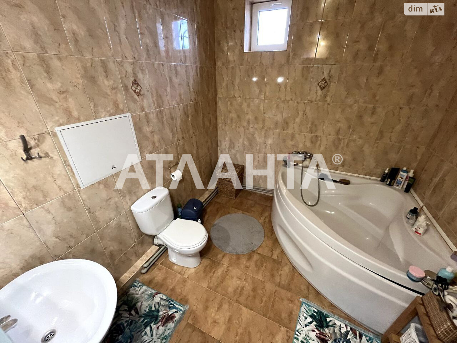 двоповерховий будинок з мансардою, 250 кв. м, газобетон. Продаж в Одесі, район Чубаївка фото 1 двоповерховий будинок з мансардою, 250 кв. м, газобетон. Продаж в Одесі, район Чубаївка фото 1