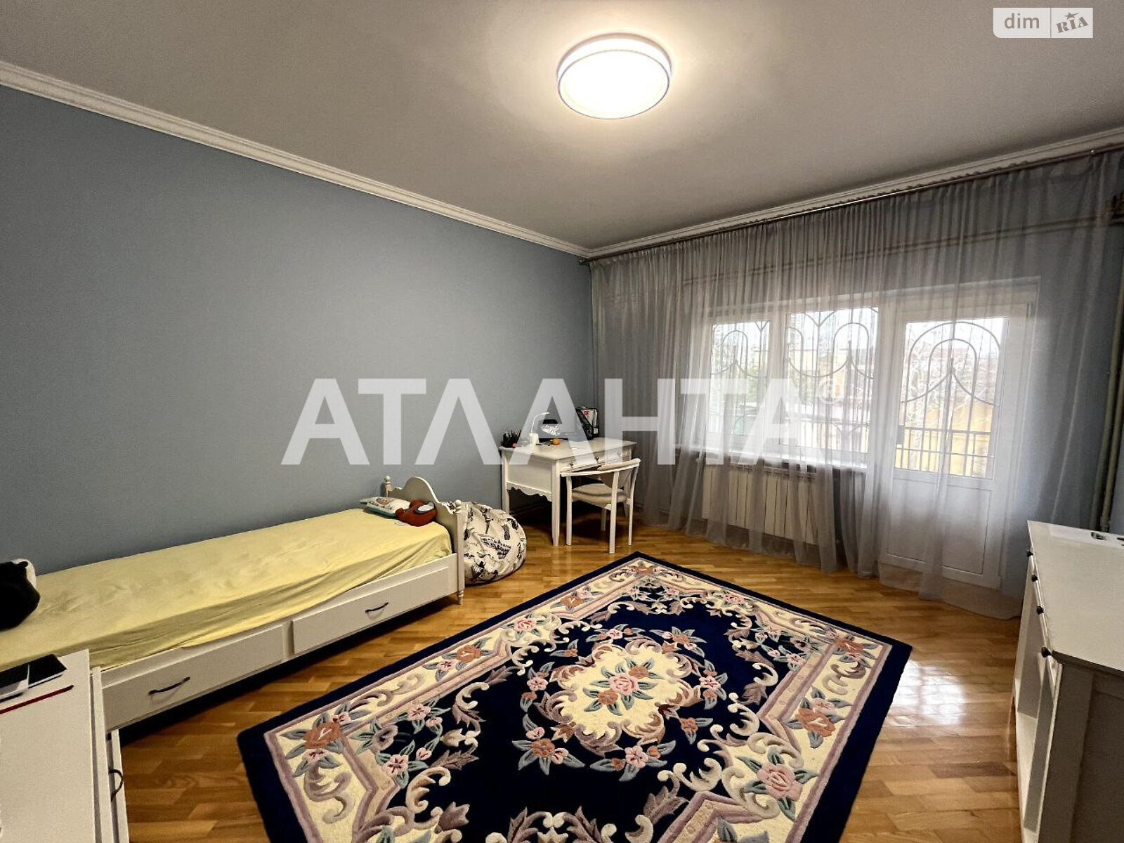 двоповерховий будинок з мансардою, 250 кв. м, газобетон. Продаж в Одесі, район Чубаївка фото 1 двоповерховий будинок з мансардою, 250 кв. м, газобетон. Продаж в Одесі, район Чубаївка фото 1