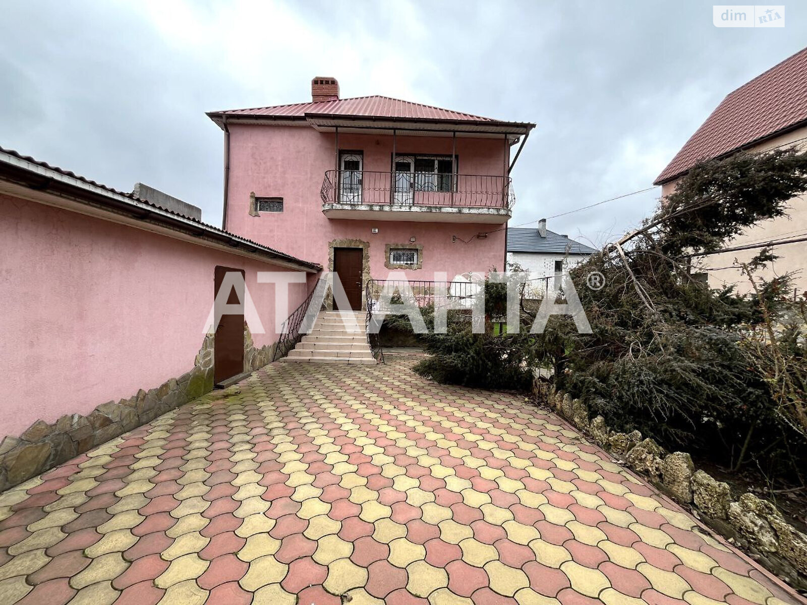 двоповерховий будинок з мансардою, 250 кв. м, газобетон. Продаж в Одесі, район Чубаївка фото 1 двоповерховий будинок з мансардою, 250 кв. м, газобетон. Продаж в Одесі, район Чубаївка фото 1