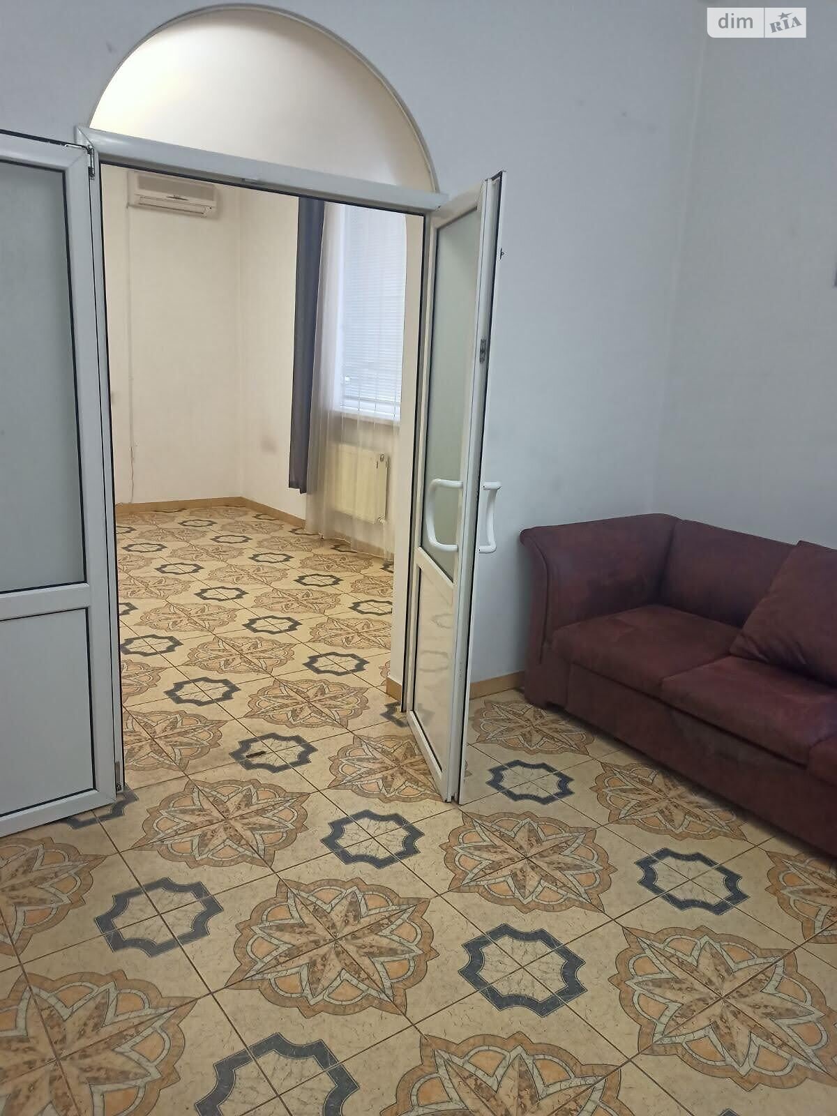 триповерховий будинок, 430 кв. м, цегла. Продаж в Одесі, район Чубаївка фото 1 триповерховий будинок, 430 кв. м, цегла. Продаж в Одесі, район Чубаївка фото 1