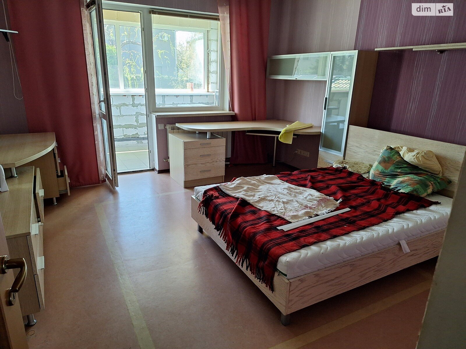 трехэтажный дом с верандой, 298 кв. м, кирпич. Продажа в Одессе район Чубаевка фото 1 трехэтажный дом с верандой, 298 кв. м, кирпич. Продажа в Одессе район Чубаевка фото 1