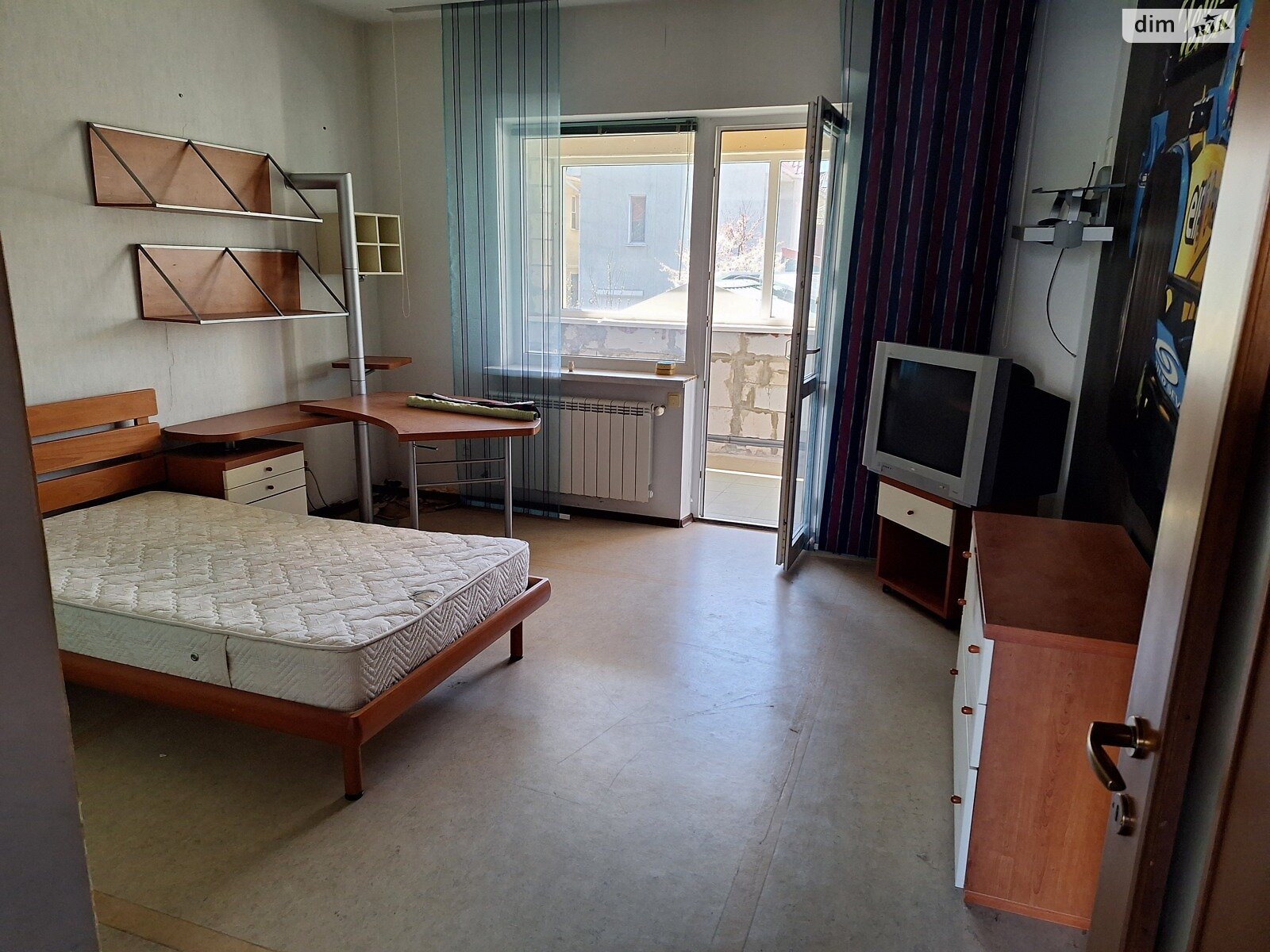 трехэтажный дом с верандой, 298 кв. м, кирпич. Продажа в Одессе район Чубаевка фото 1 трехэтажный дом с верандой, 298 кв. м, кирпич. Продажа в Одессе район Чубаевка фото 1