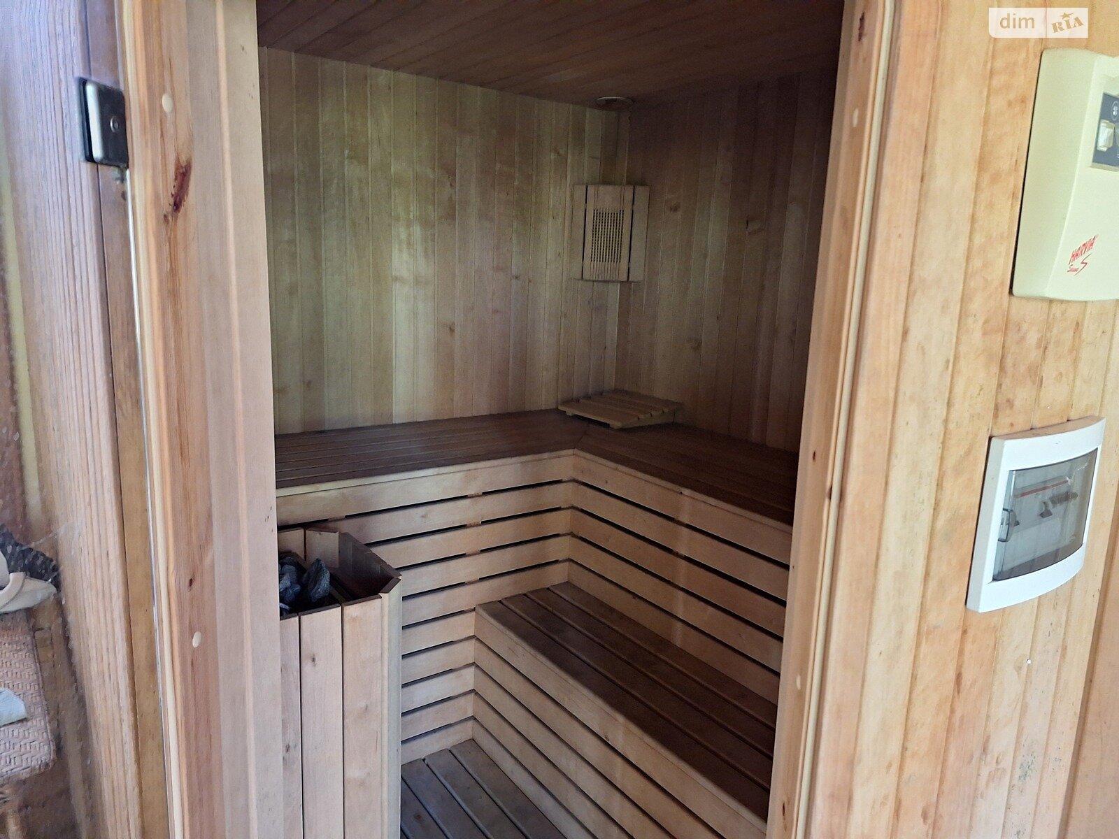 трехэтажный дом с верандой, 298 кв. м, кирпич. Продажа в Одессе район Чубаевка фото 1 трехэтажный дом с верандой, 298 кв. м, кирпич. Продажа в Одессе район Чубаевка фото 1