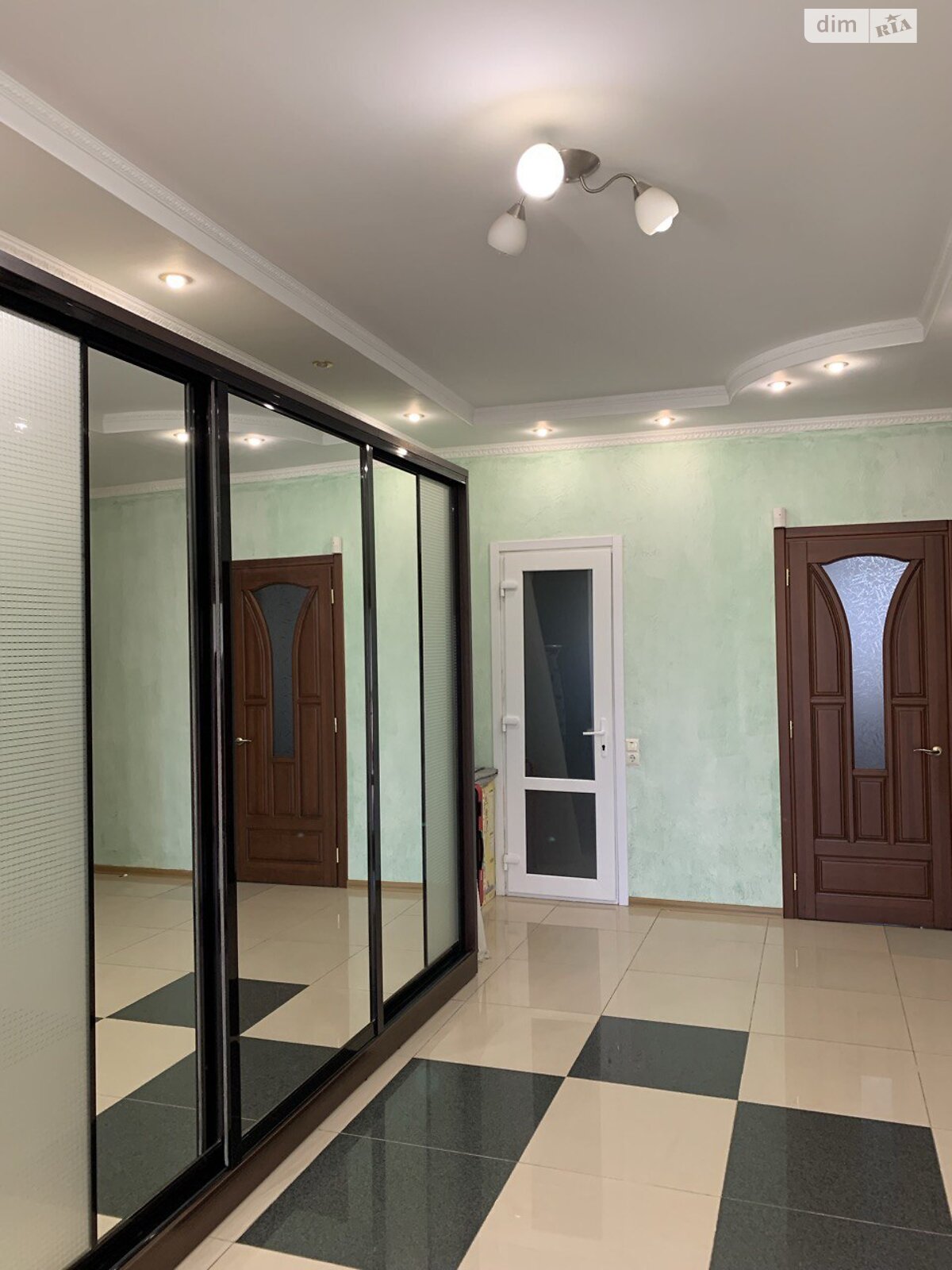двухэтажный дом с балконом, 140.7 кв. м, ракушечник (ракушняк). Продажа в Одессе район Чубаевка фото 1 двухэтажный дом с балконом, 140.7 кв. м, ракушечник (ракушняк). Продажа в Одессе район Чубаевка фото 1