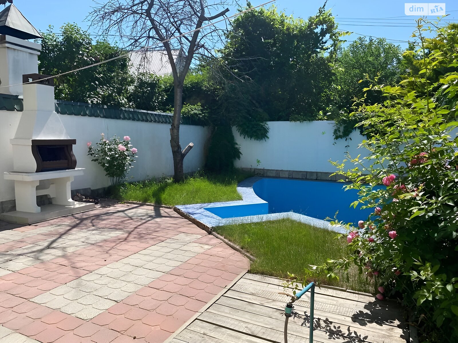 трехэтажный дом с гаражом, 336 кв. м, кирпич. Продажа в Одессе район Чубаевка фото 1 трехэтажный дом с гаражом, 336 кв. м, кирпич. Продажа в Одессе район Чубаевка фото 1