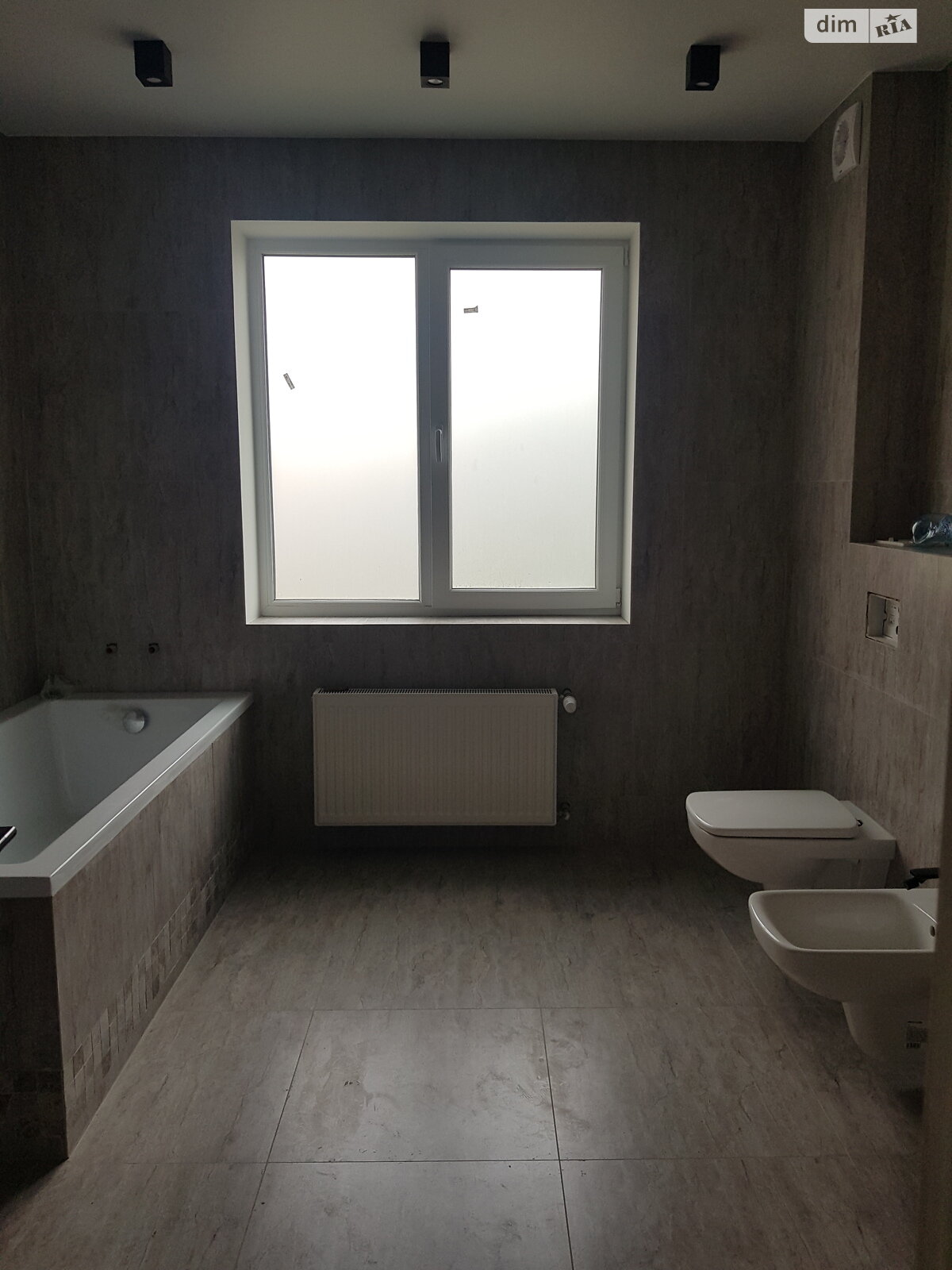 двоповерховий будинок з гаражем, 205 кв. м, цегла. Продаж в Одесі, район Чубаївка фото 1 двоповерховий будинок з гаражем, 205 кв. м, цегла. Продаж в Одесі, район Чубаївка фото 1