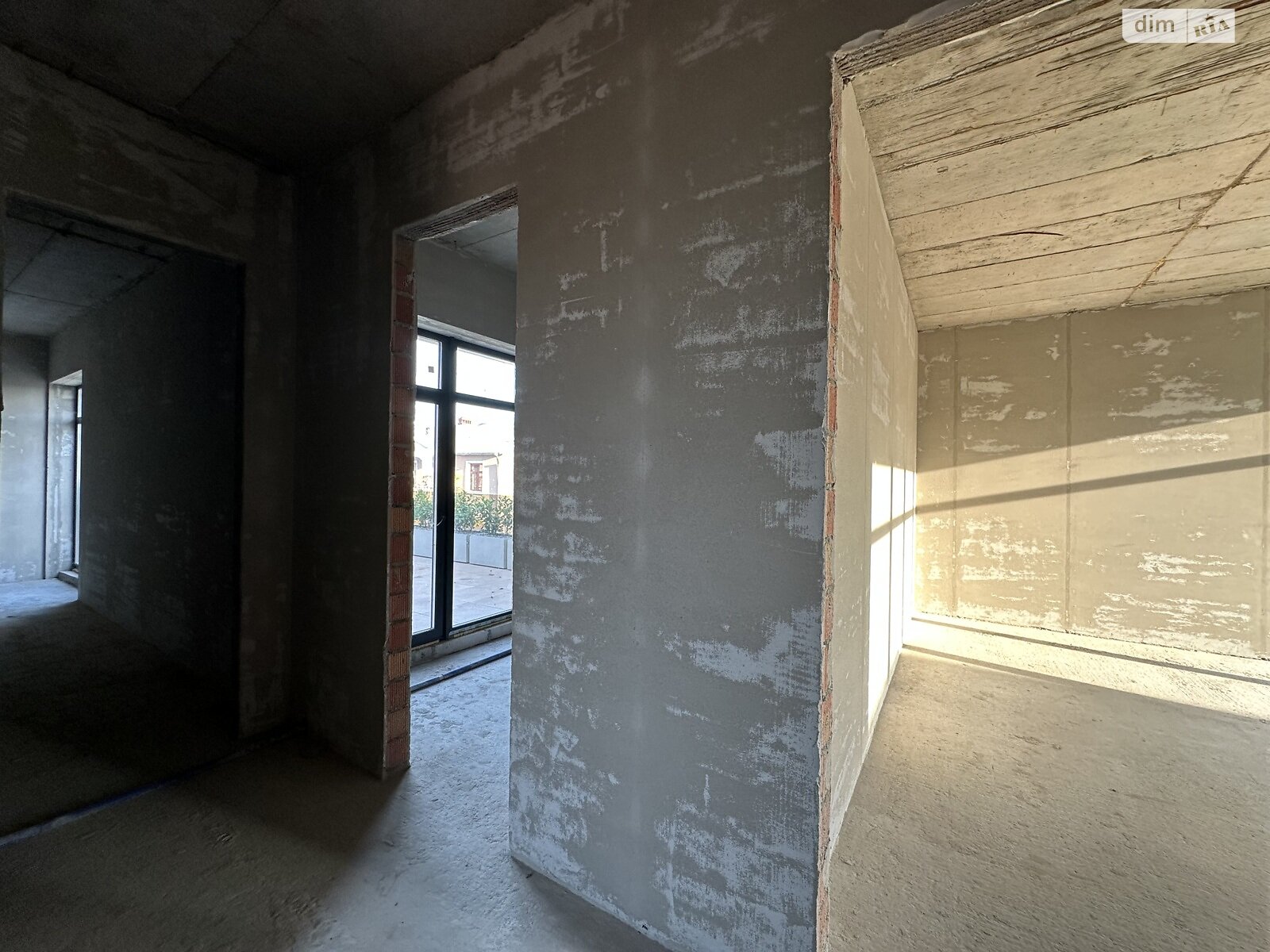 двухэтажный дом с балконом, 265 кв. м, кирпич. Продажа в Одессе район Чубаевка фото 1 двухэтажный дом с балконом, 265 кв. м, кирпич. Продажа в Одессе район Чубаевка фото 1