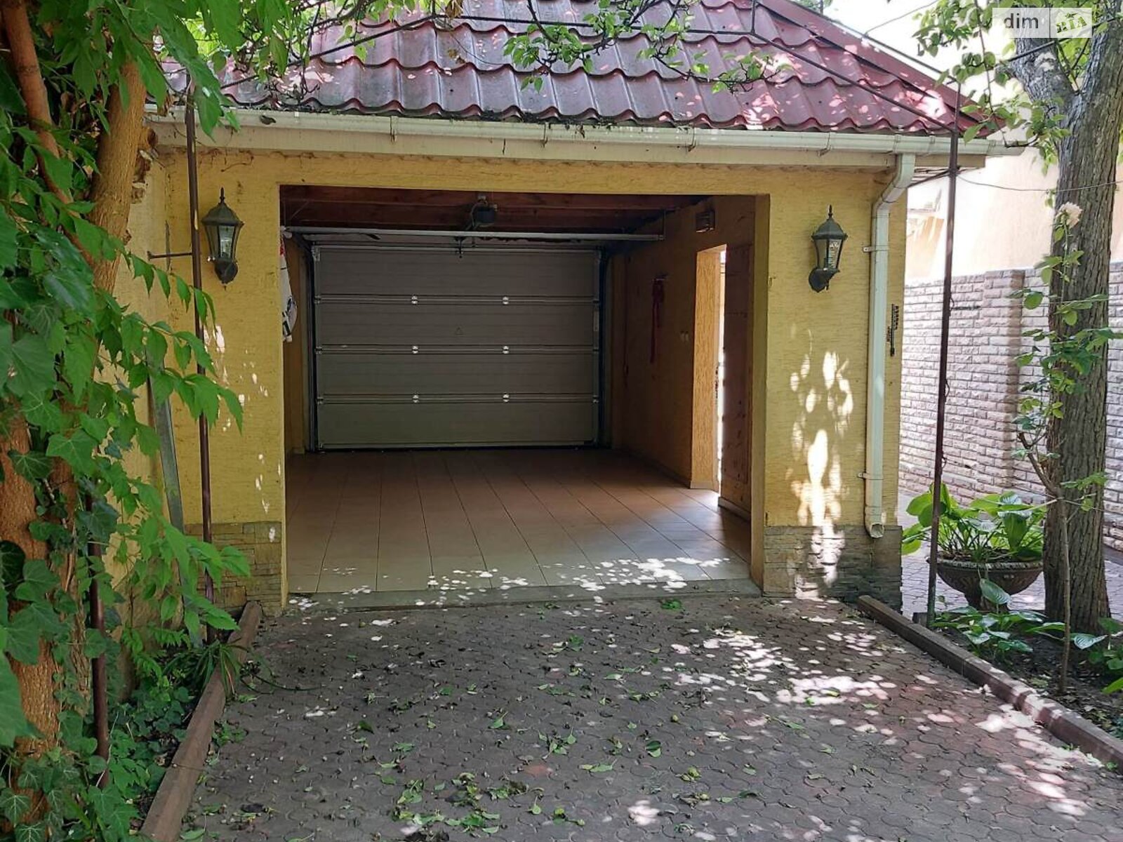 трехэтажный дом с мансардой, 248 кв. м, ракушечник (ракушняк). Продажа в Одессе район Чубаевка фото 1 трехэтажный дом с мансардой, 248 кв. м, ракушечник (ракушняк). Продажа в Одессе район Чубаевка фото 1