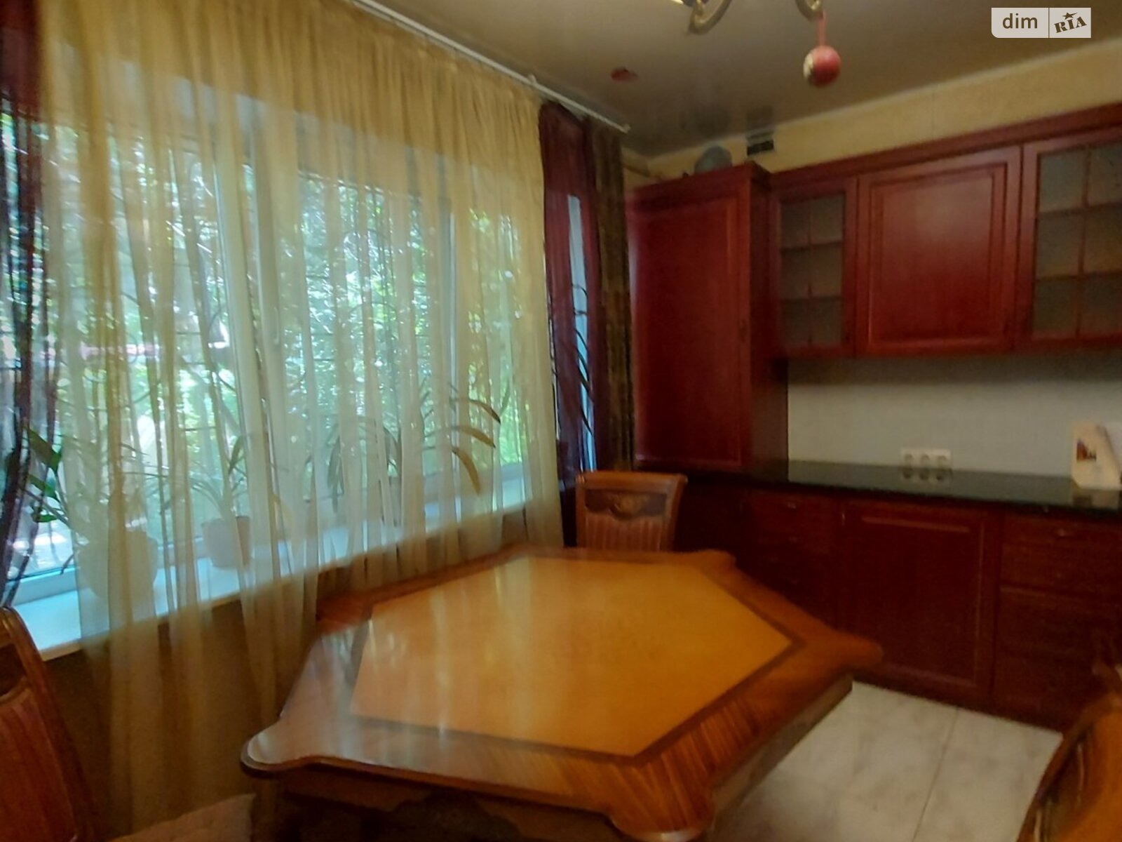 трехэтажный дом с мансардой, 248 кв. м, ракушечник (ракушняк). Продажа в Одессе район Чубаевка фото 1 трехэтажный дом с мансардой, 248 кв. м, ракушечник (ракушняк). Продажа в Одессе район Чубаевка фото 1