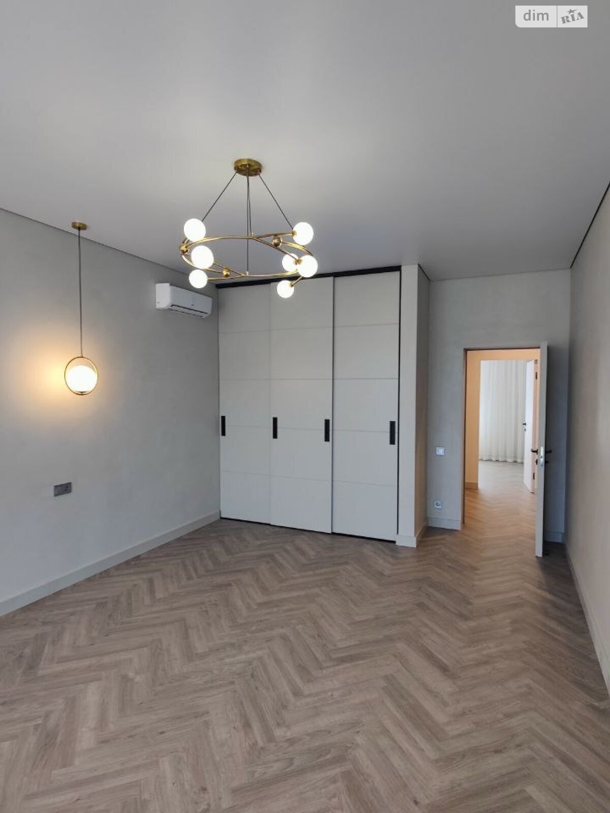 двоповерховий будинок з гаражем, 220 кв. м, цегла. Продаж в Одесі, район Чубаївка фото 1 двоповерховий будинок з гаражем, 220 кв. м, цегла. Продаж в Одесі, район Чубаївка фото 1
