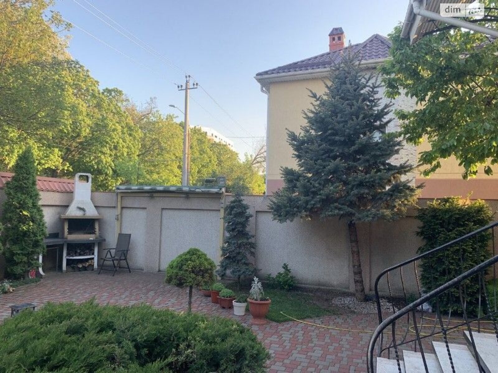 двухэтажный дом с гаражом, 271 кв. м, кирпич. Продажа в Одессе фото 1