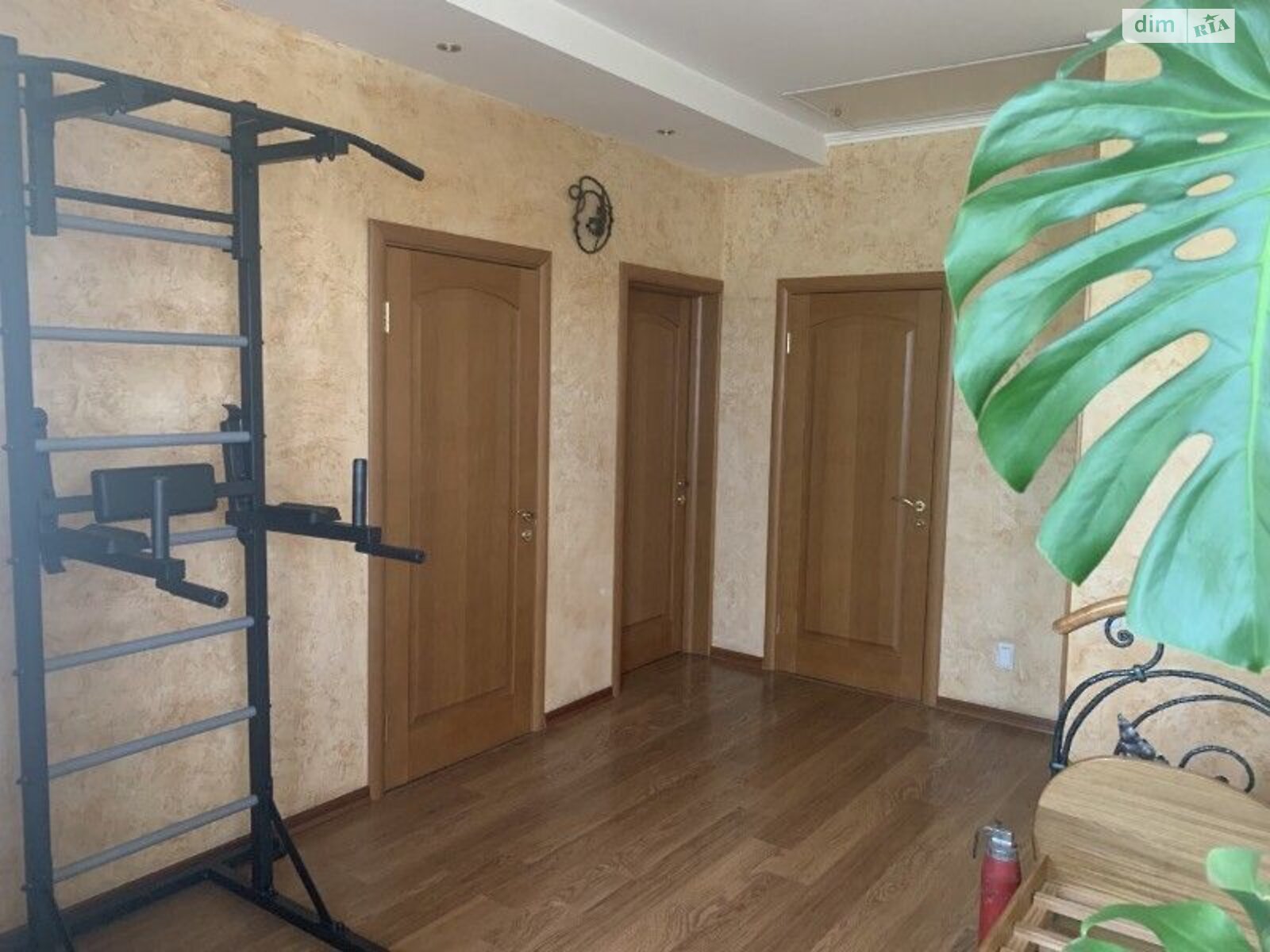 двухэтажный дом с гаражом, 271 кв. м, кирпич. Продажа в Одессе фото 1