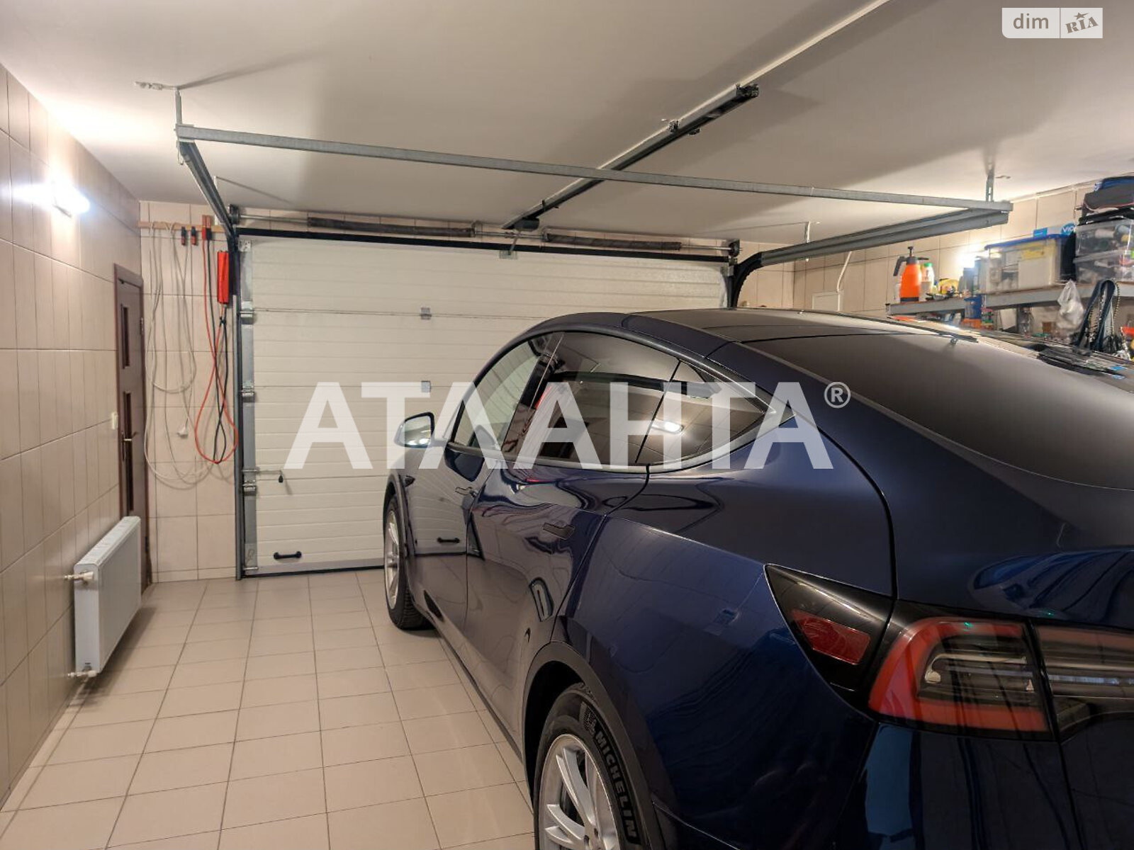триповерховий будинок з гаражем, 275 кв. м, газобетон. Продаж в Одесі, район Дача Ковалевського фото 1 триповерховий будинок з гаражем, 275 кв. м, газобетон. Продаж в Одесі, район Дача Ковалевського фото 1
