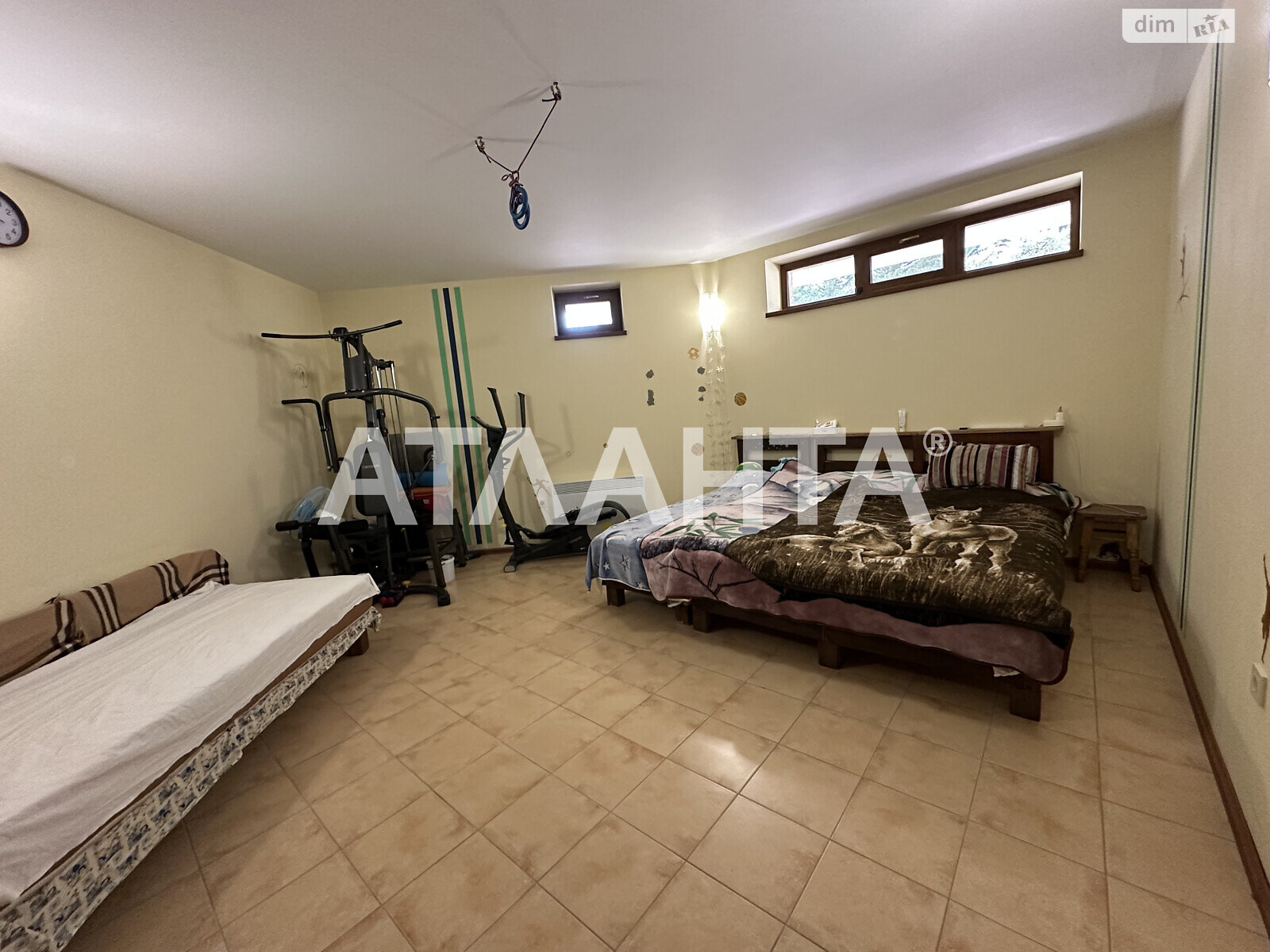 триповерховий будинок з гаражем, 275 кв. м, газобетон. Продаж в Одесі, район Дача Ковалевського фото 1 триповерховий будинок з гаражем, 275 кв. м, газобетон. Продаж в Одесі, район Дача Ковалевського фото 1