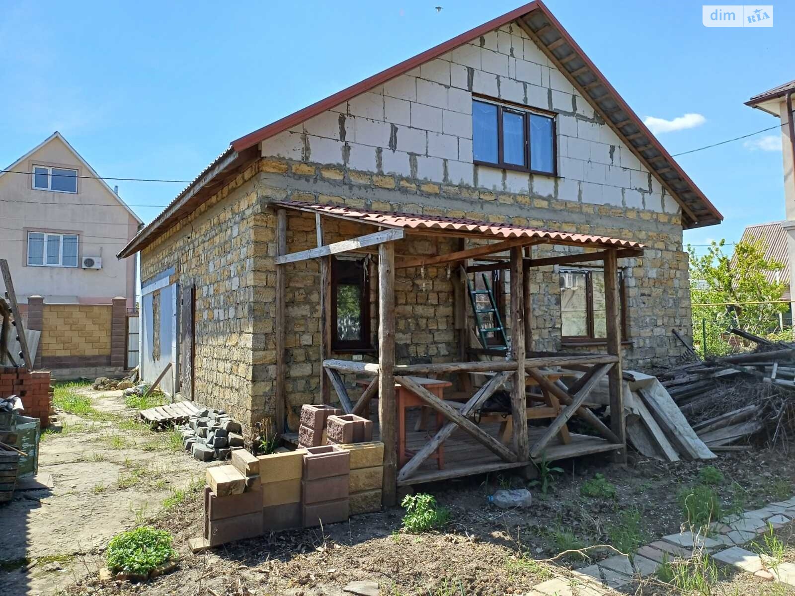 двухэтажный дом с гаражом, 100 кв. м, кирпич. Продажа в Одессе район Дзержинского фото 1 двухэтажный дом с гаражом, 100 кв. м, кирпич. Продажа в Одессе район Дзержинского фото 1