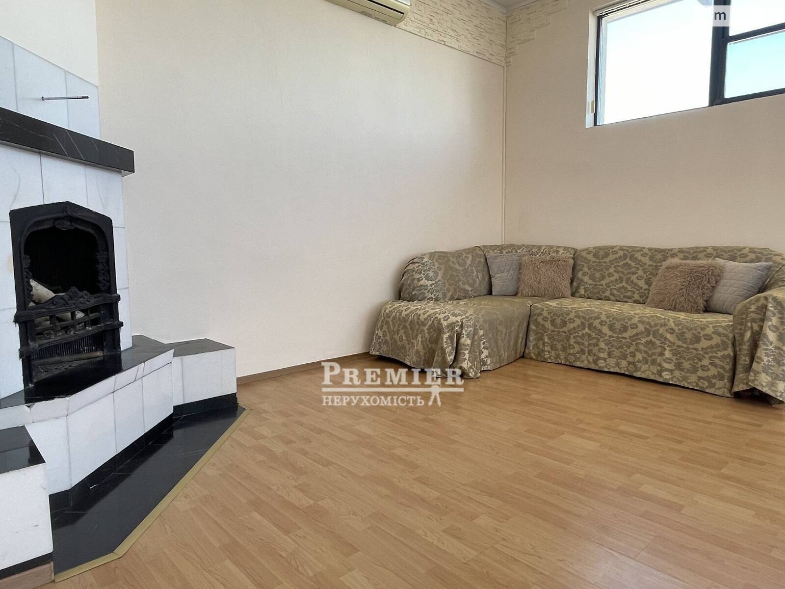 трехэтажный дом, 272 кв. м, кирпич. Продажа в Одессе фото 1 трехэтажный дом, 272 кв. м, кирпич. Продажа в Одессе фото 1