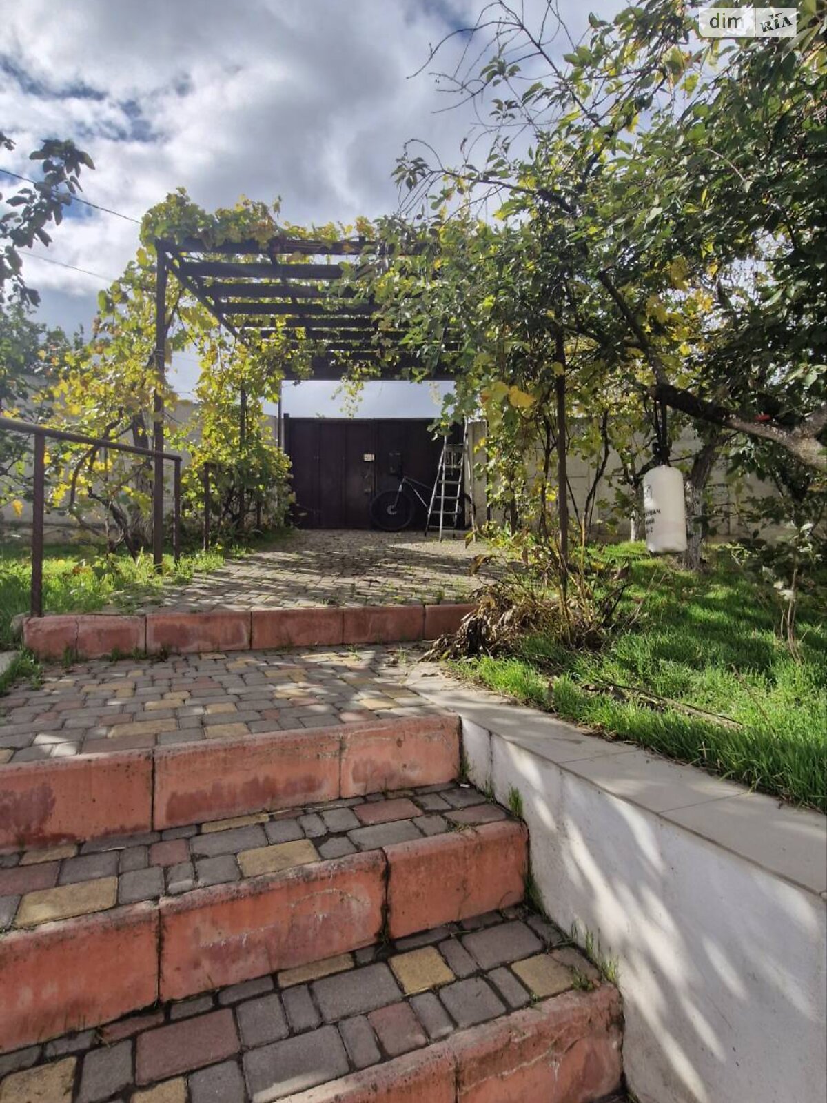 двоповерховий будинок з меблями, 74.5 кв. м, цегла. Продаж в Одесі, район Хаджибейський фото 1