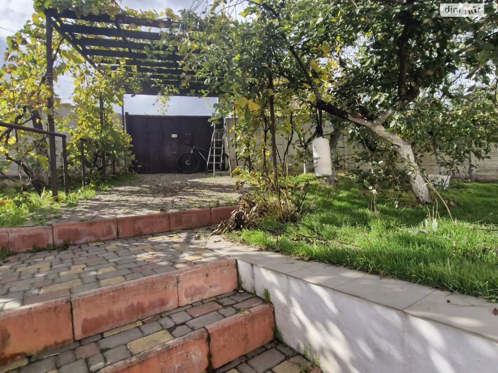 двоповерховий будинок з меблями, 74.5 кв. м, цегла. Продаж в Одесі, район Хаджибейський фото 1