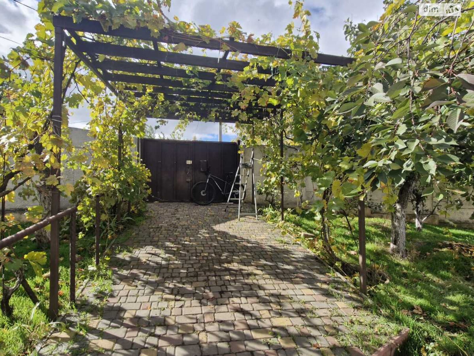 двоповерховий будинок з меблями, 74.5 кв. м, цегла. Продаж в Одесі, район Хаджибейський фото 1