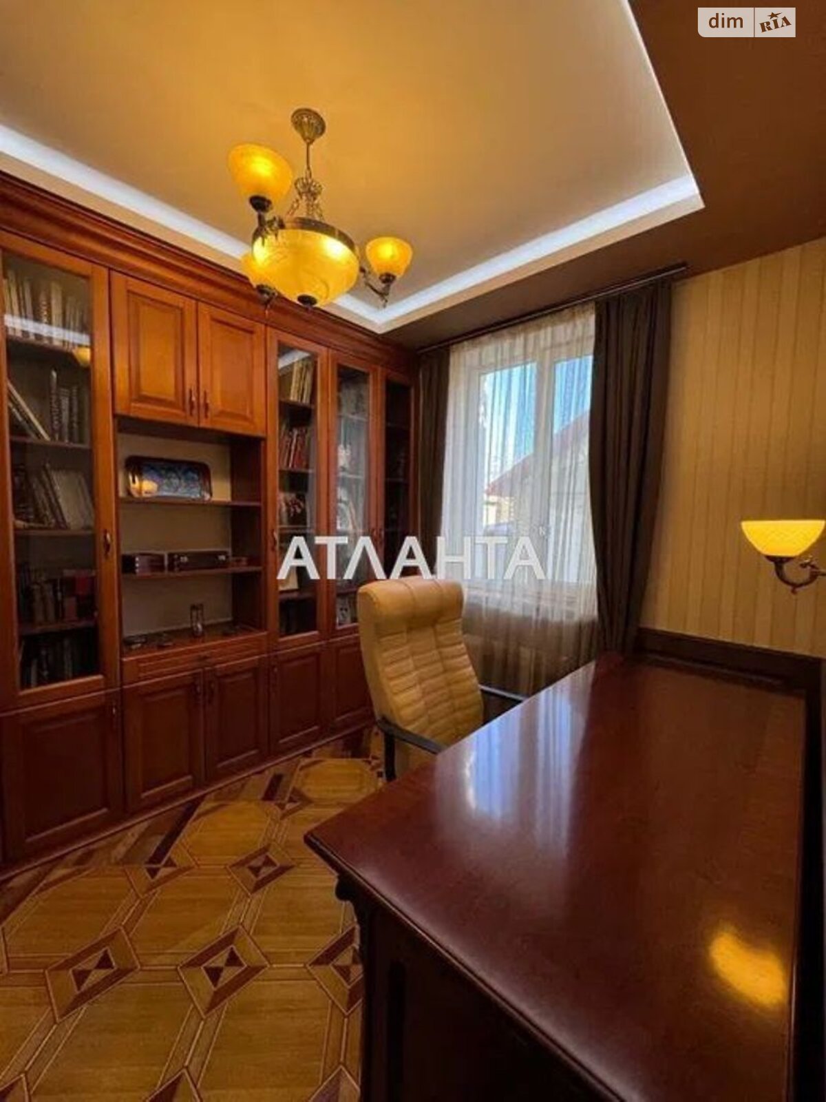 триповерховий будинок бесідка, 222.5 кв. м, ракушечник (ракушняк). Продаж в Одесі, район Пересипський фото 2 триповерховий будинок бесідка, 222.5 кв. м, ракушечник (ракушняк). Продаж в Одесі, район Пересипський фото 2