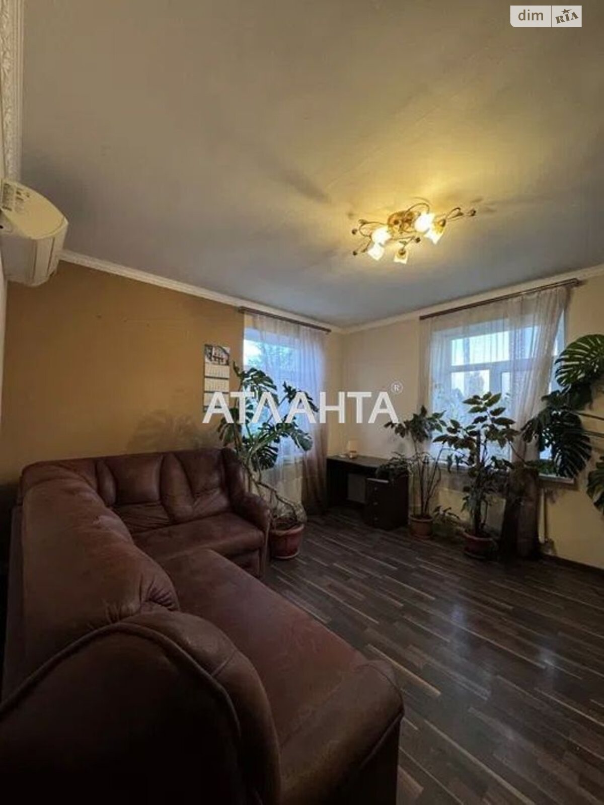 триповерховий будинок бесідка, 222.5 кв. м, ракушечник (ракушняк). Продаж в Одесі, район Пересипський фото 2 триповерховий будинок бесідка, 222.5 кв. м, ракушечник (ракушняк). Продаж в Одесі, район Пересипський фото 2